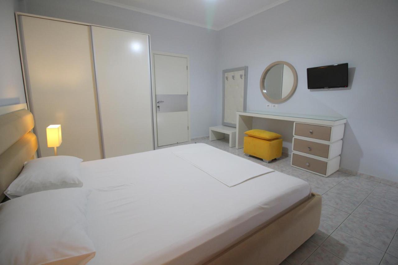 Murati Suites Σαράντα Εξωτερικό φωτογραφία
